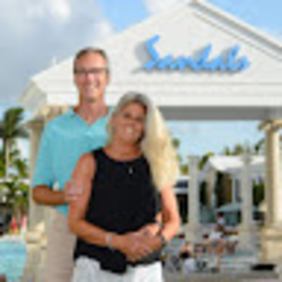 Meet your Posher, Monique - Picture 1 of 1